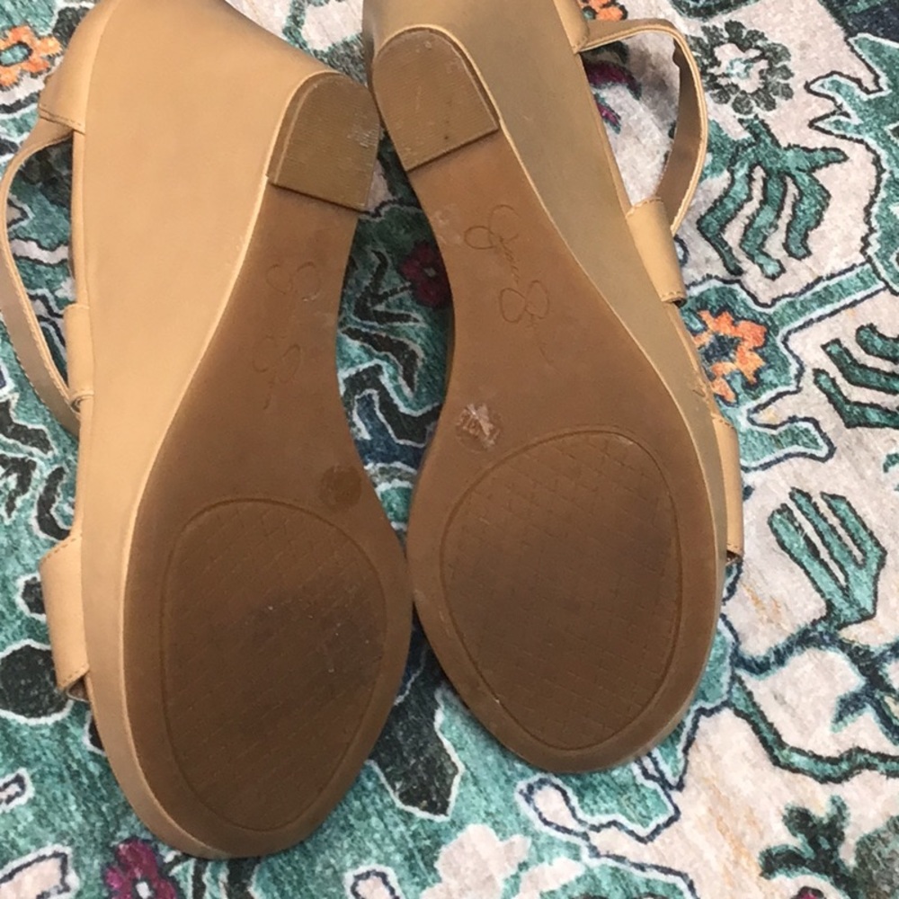 Jessica Simpson Jinxxi Tan Faux Leather Crisscross Wedge Sandals Sz 7.5 - Picture 8 of 13